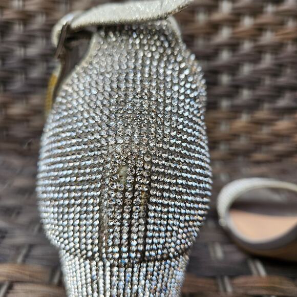 Steve Madden Silver Carrson Rhinestone Heels Sandal Size 8 Prom Wedding - Picture 6 of 10